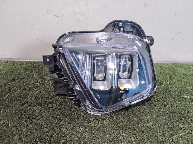 Head Lamp (left)  Hyundai The New Tucson NX4
