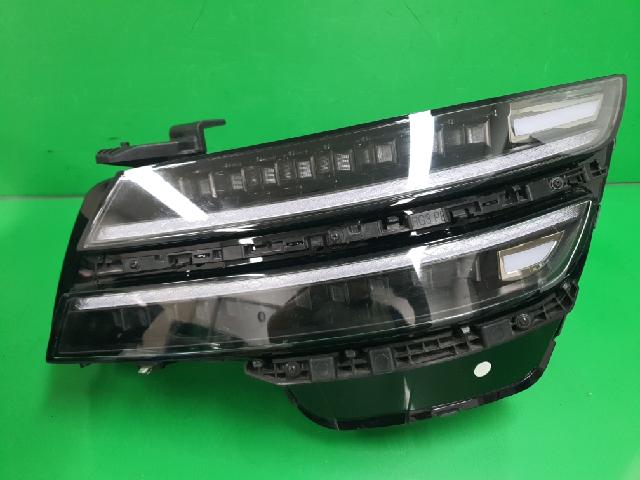 Head Lamp (left)  Genesis Genesis G80 3Series