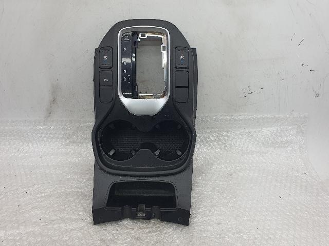 Console Box  Hyundai Santa Fe The Prime