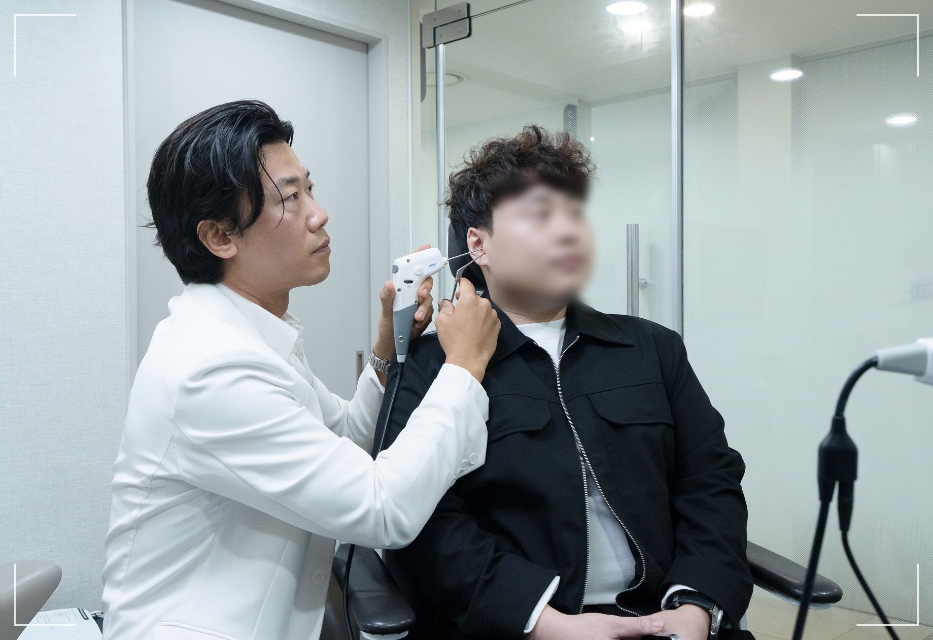 돌발성 난청 치료기간 얼마나? 이비인후과 잘하는곳 추천 압구정현대이비인후과 귀 검사 장면