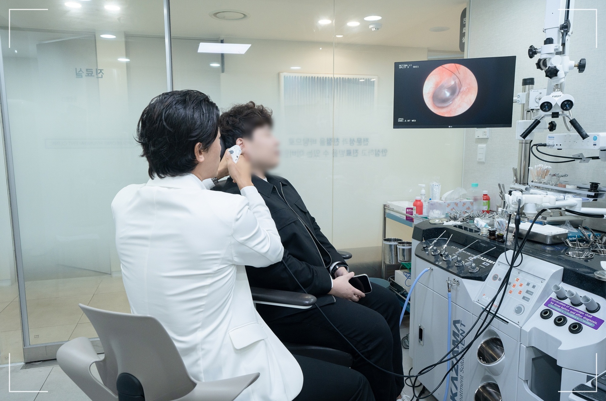 돌발성 난청 치료법 전 강남 이비인후과 추천 압구정현대이비인후과의원 귀 검사 장면
