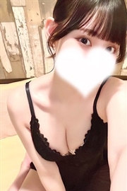 美沢まりな