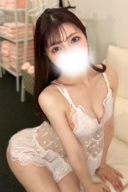 華咲 えま