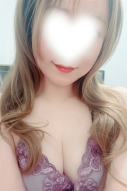 真白ゆな