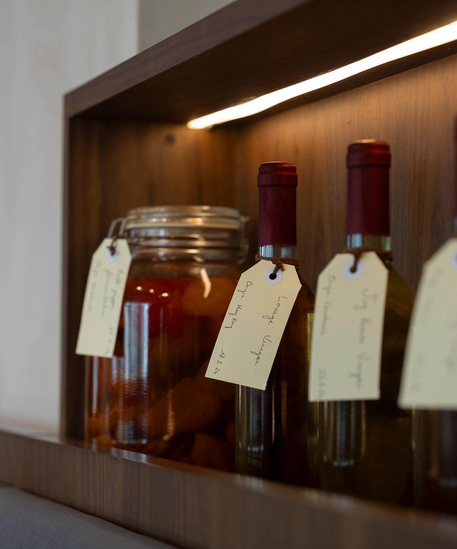 푀유, 홍콩레스토랑