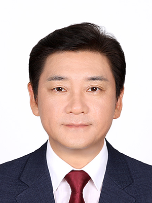 김광일