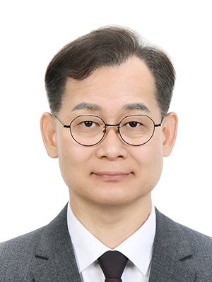 손학균