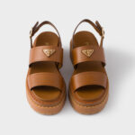 LIGHT TAN