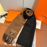 BROWN / BLACK