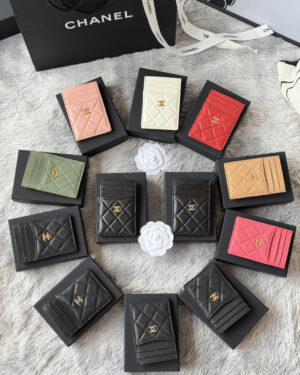 [샤넬] 클래식 캐비어 카드 홀더 AP3595