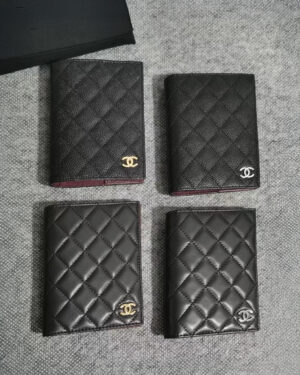 [샤넬] 클래식 여권지갑 AP0218 (4 Colors)
