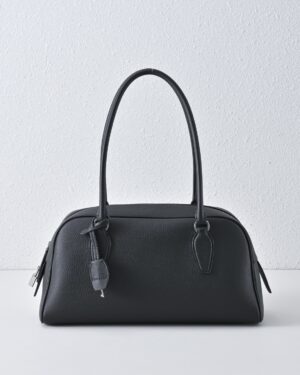 [더 로우] E/W 인디아 가죽 백 / 블랙