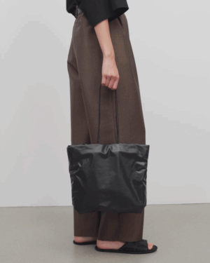 [더 로우] 핌 가죽 백 / 블랙