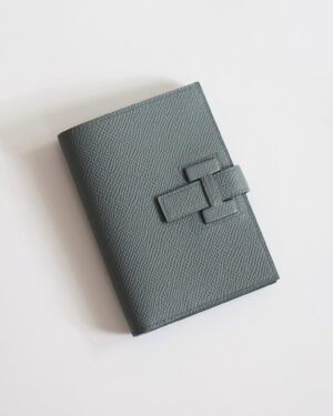 [에르메스] 뉴 H 파상트 컴팩트 지갑  Epsom - Vert de Gris