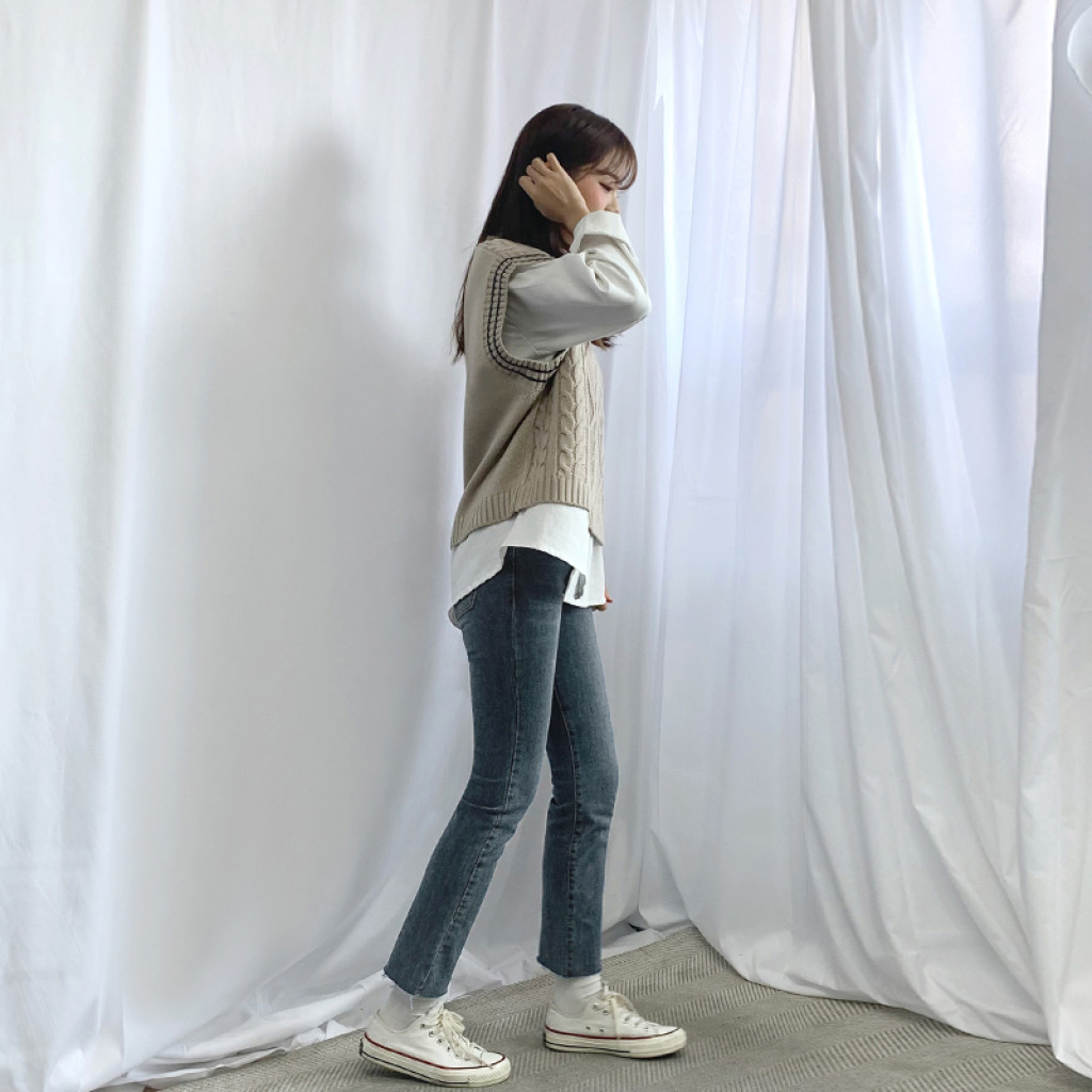민소매 모델 착용 이미지-S1L21