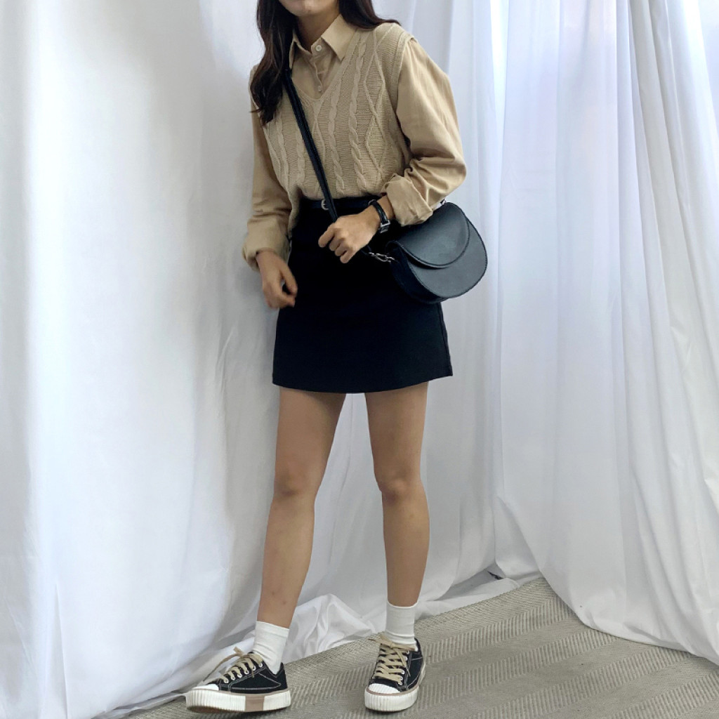 민소매 모델 착용 이미지-S1L21