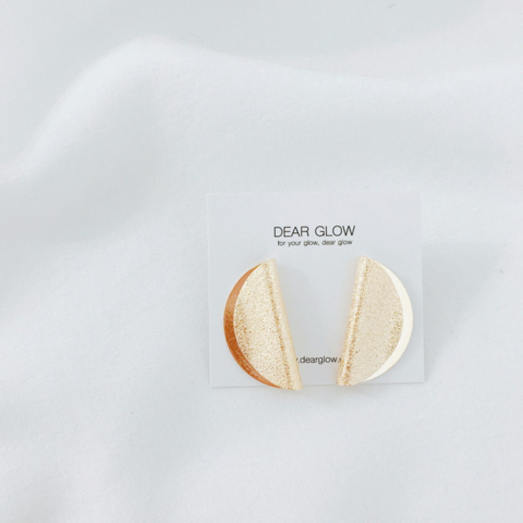 하프문 글리터 메탈 귀걸이