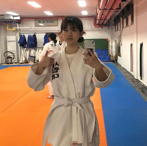 슬라이드 이미지 1