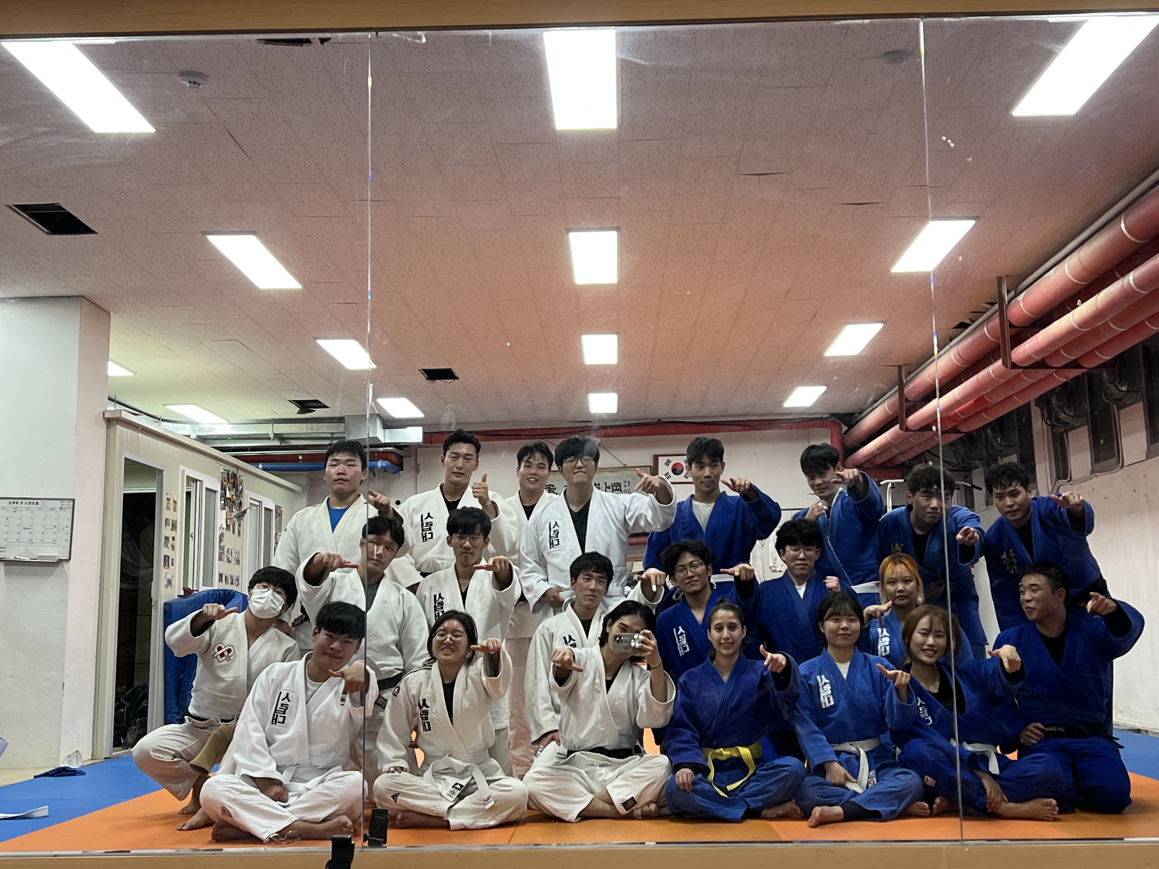 슬라이드 이미지 5