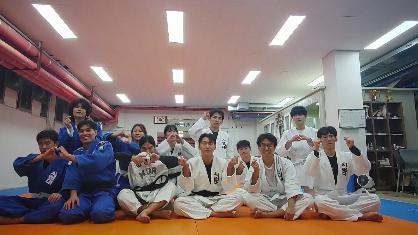 슬라이드 이미지 4