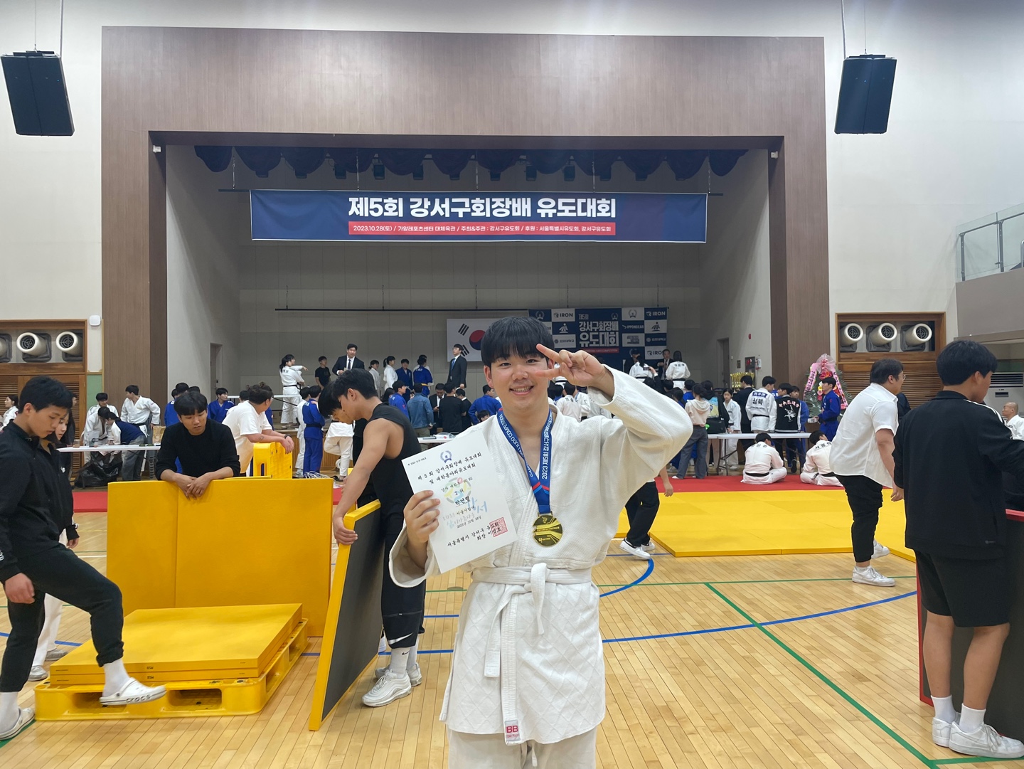 슬라이드 이미지 1