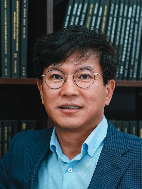 Prof. Dongjoo Park