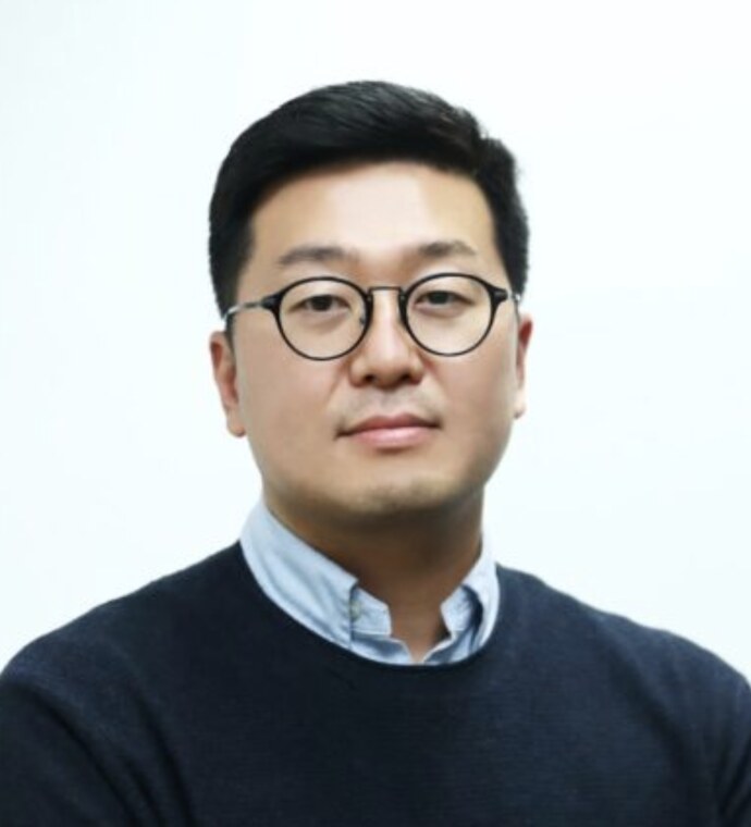 Prof. Kitae Jang
