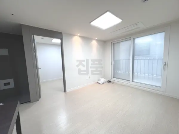 서울 강남구 역삼동 마이플레이스 월세 2000만원 180만원 매물 이미지