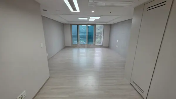 부산 사하구 괴정동 괴정한신더휴아파트 매매 5억2500만원 매물 이미지